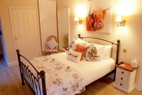 Accommodation Bristol Airport Redhill  Экстерьер фото