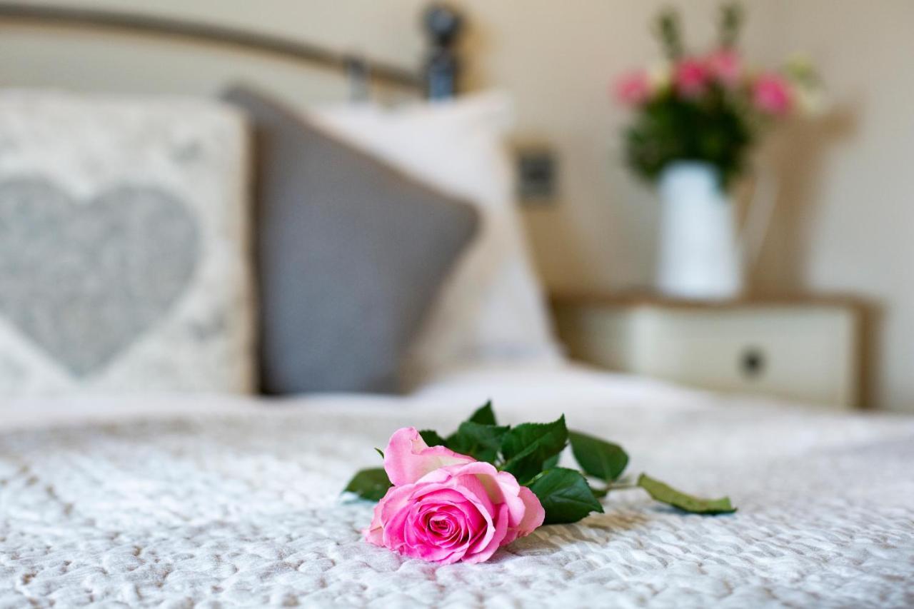 Accommodation Bristol Airport Redhill  Экстерьер фото